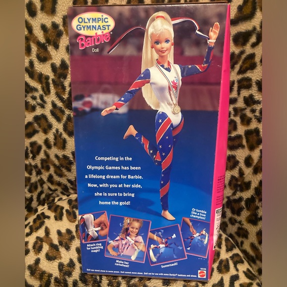 1996 Olympic Gymnasts Barbie - Picture 4 of 4
